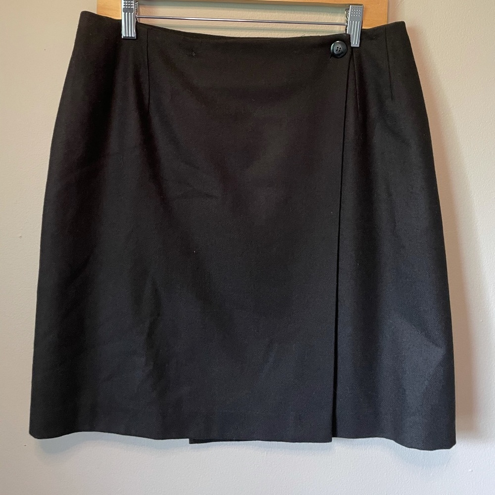 Vintage David Hollis wool wrap skirt